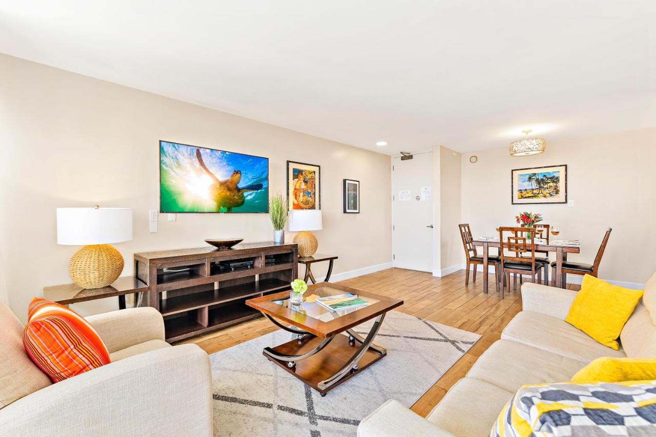 Waikiki Banyan 1Br With Great Ocean Views, Steps To Beach & Parking! Хонолулу Екстериор снимка