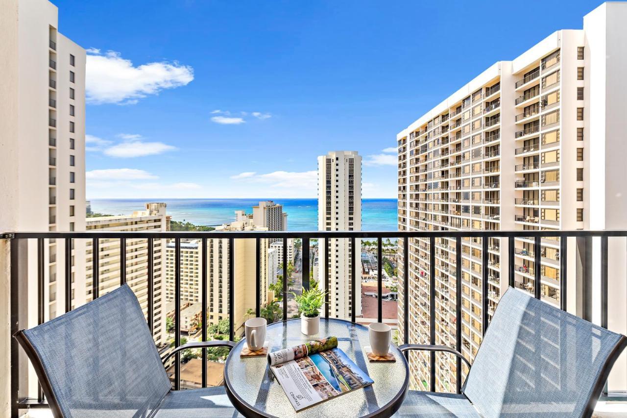 Waikiki Banyan 1Br With Great Ocean Views, Steps To Beach & Parking! Хонолулу Екстериор снимка