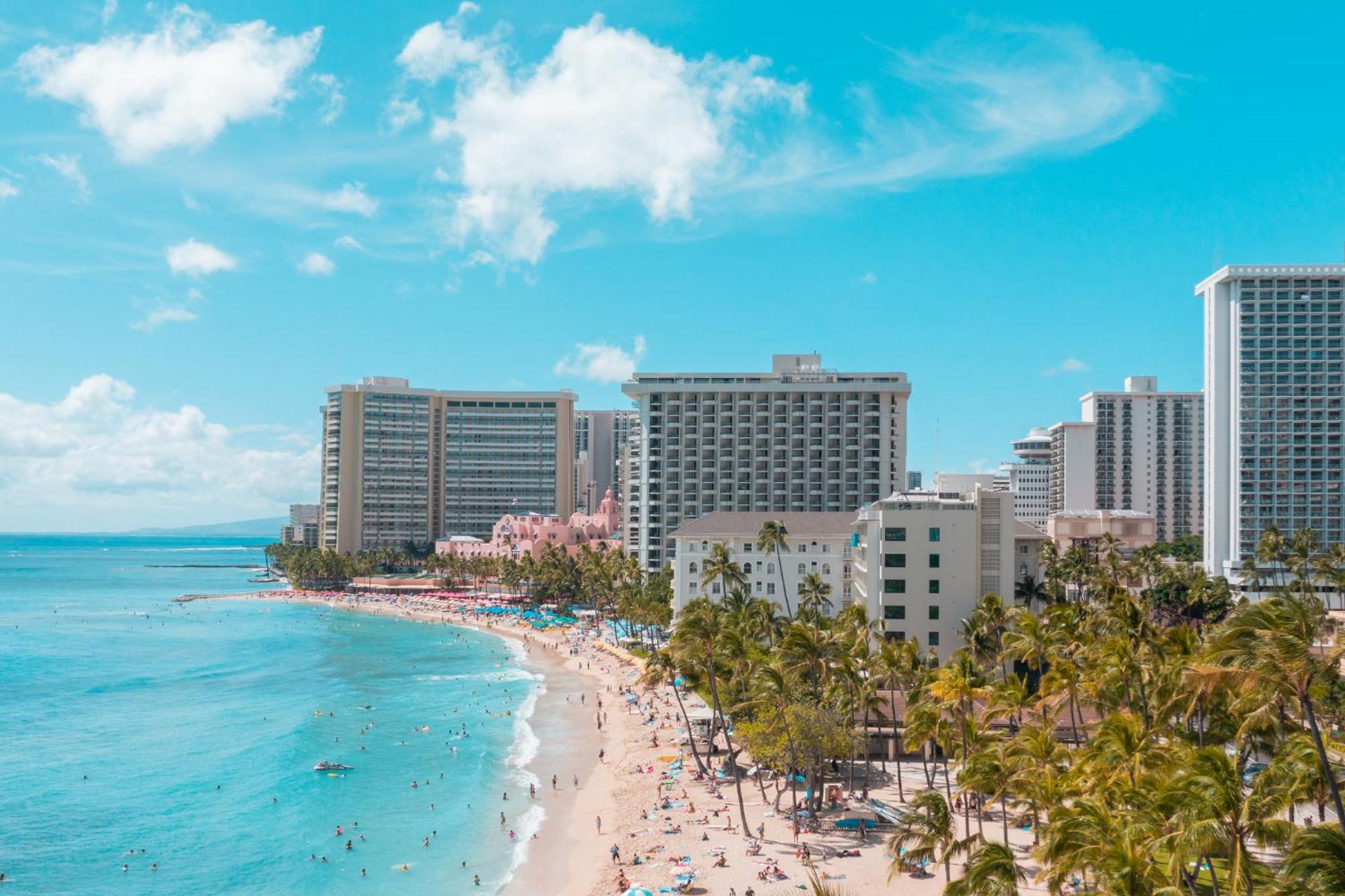 Waikiki Banyan 1Br With Great Ocean Views, Steps To Beach & Parking! Хонолулу Екстериор снимка