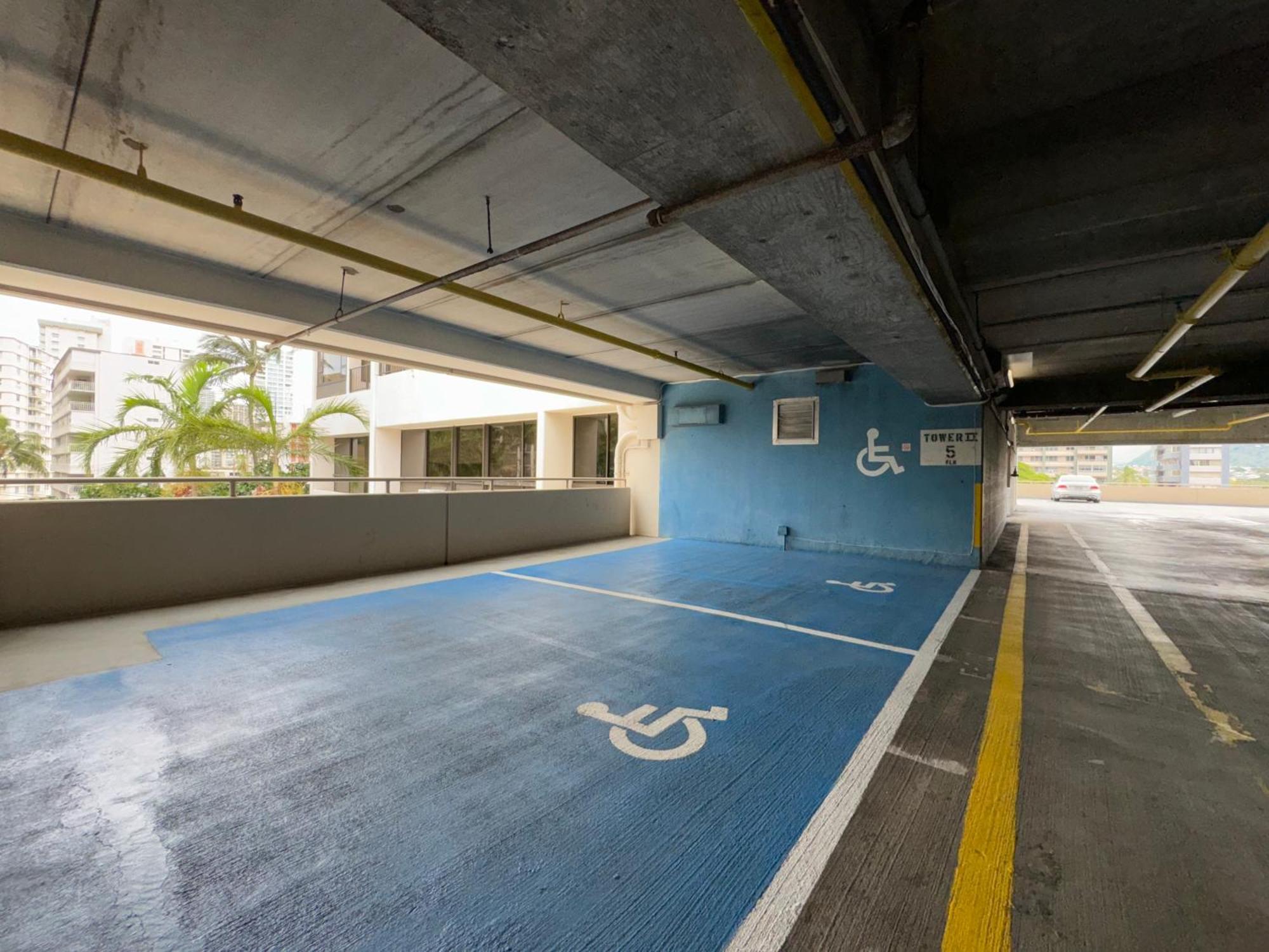Waikiki Banyan 1Br With Great Ocean Views, Steps To Beach & Parking! Хонолулу Екстериор снимка