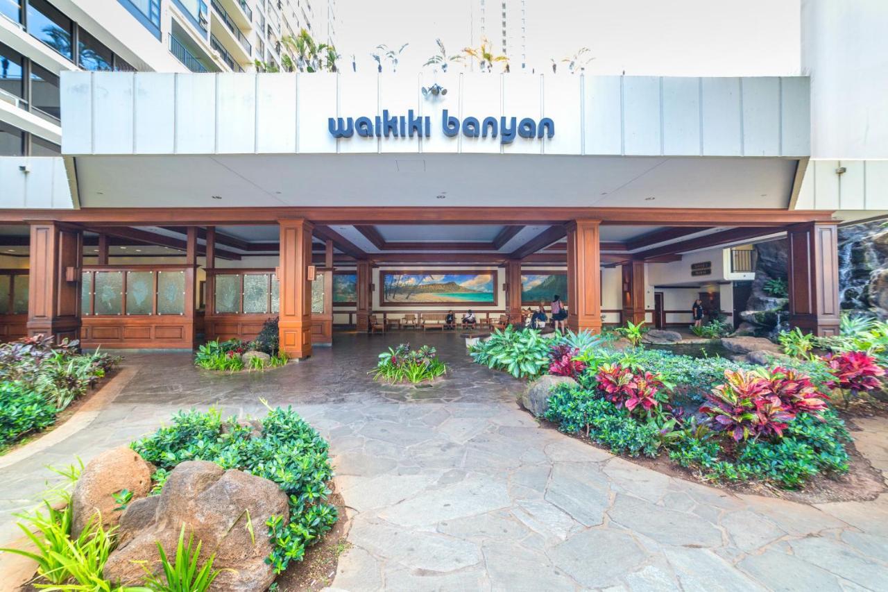 Waikiki Banyan 1Br With Great Ocean Views, Steps To Beach & Parking! Хонолулу Стая снимка