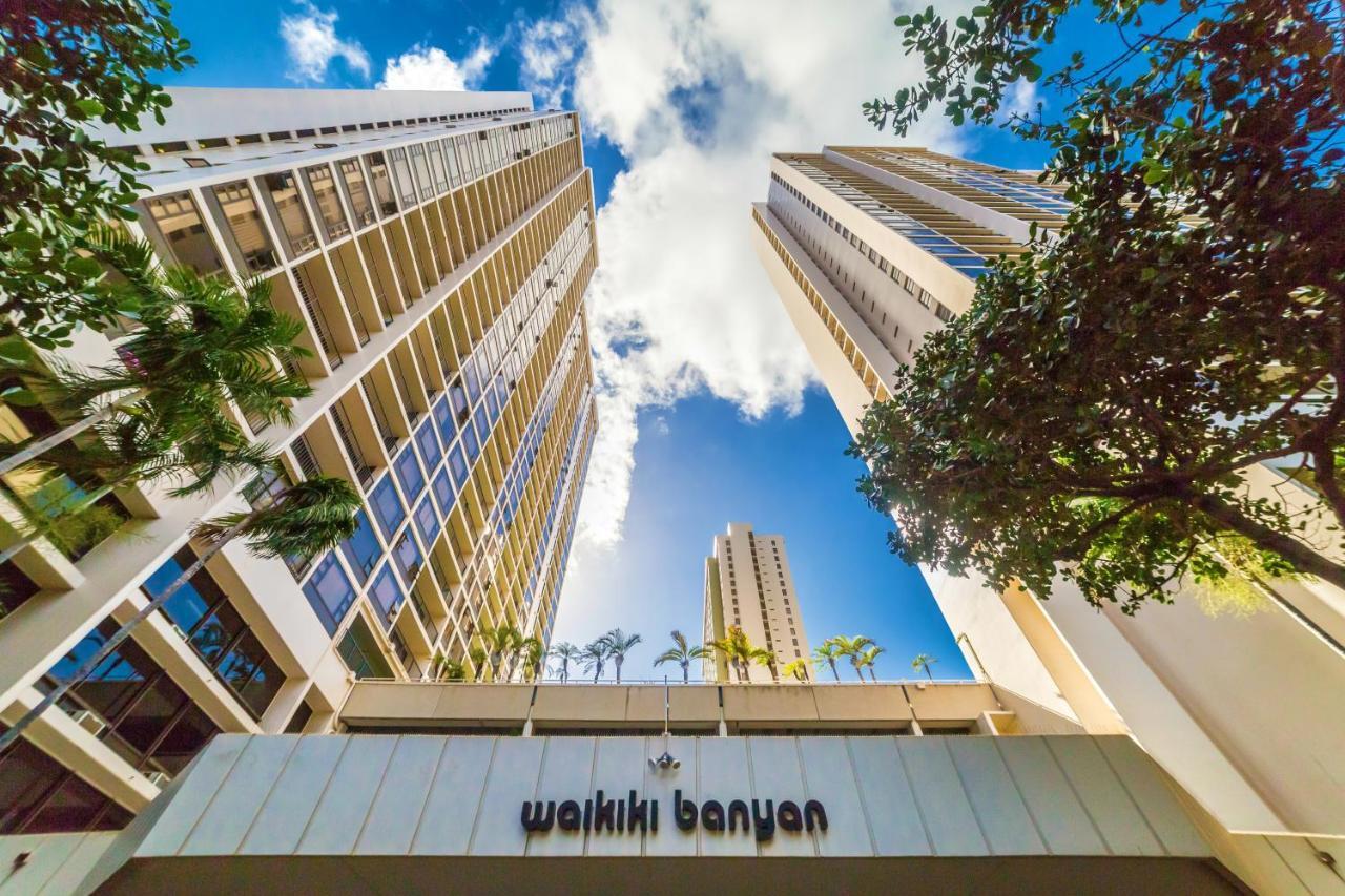 Waikiki Banyan 1Br With Great Ocean Views, Steps To Beach & Parking! Хонолулу Стая снимка